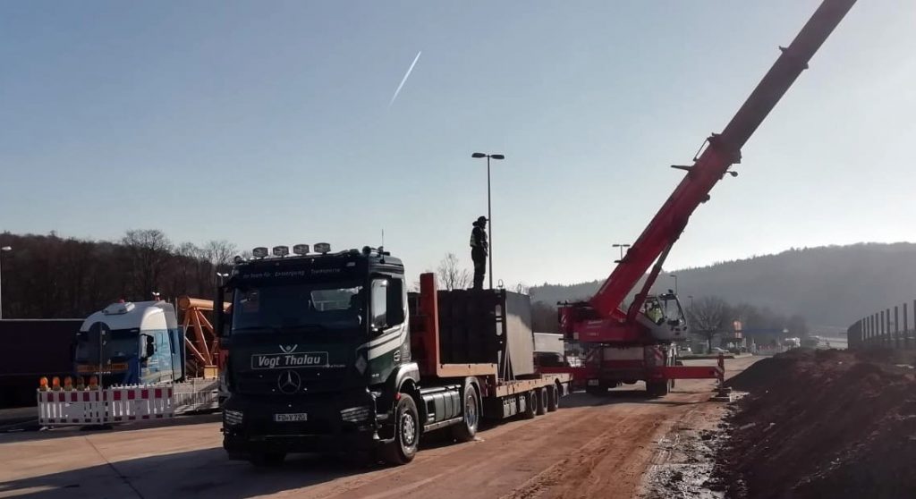 Transporte von Beton-Fertigteilen